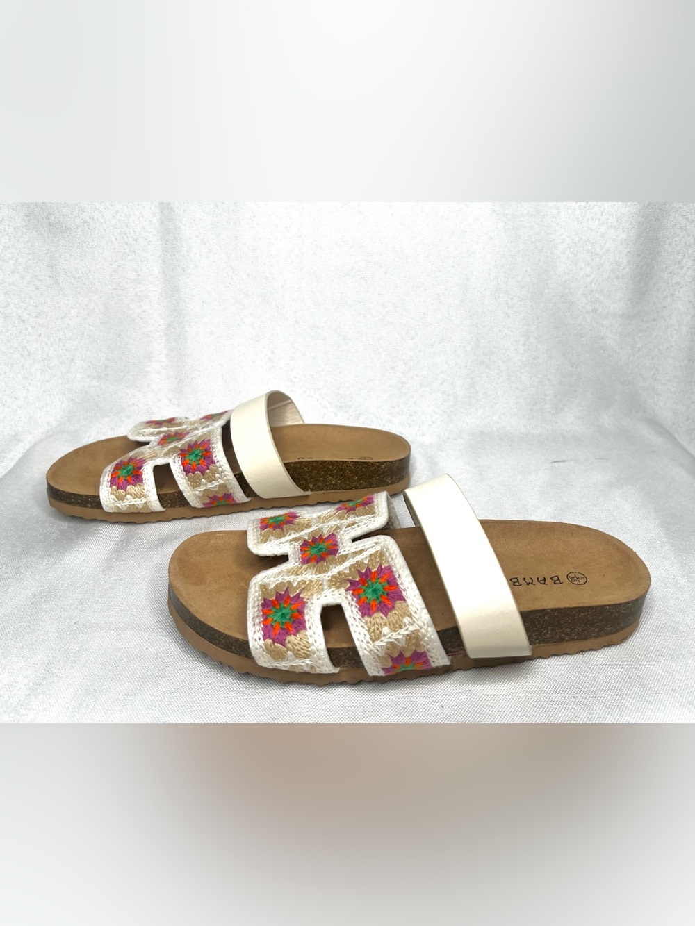 Bamboo Boho Embroidered Comfort Slide Sandals Women’s Size 5/36